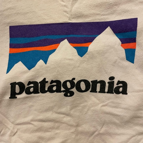 Patagonia Tee Size Medium Off White - Picture 2 of 4